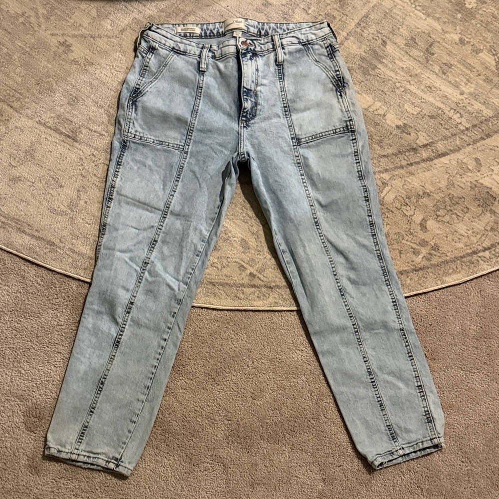 Universal Thread High Rise Slim Straight Jeans - Light Blue